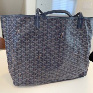 Goyard Saint Louis GM in navy color